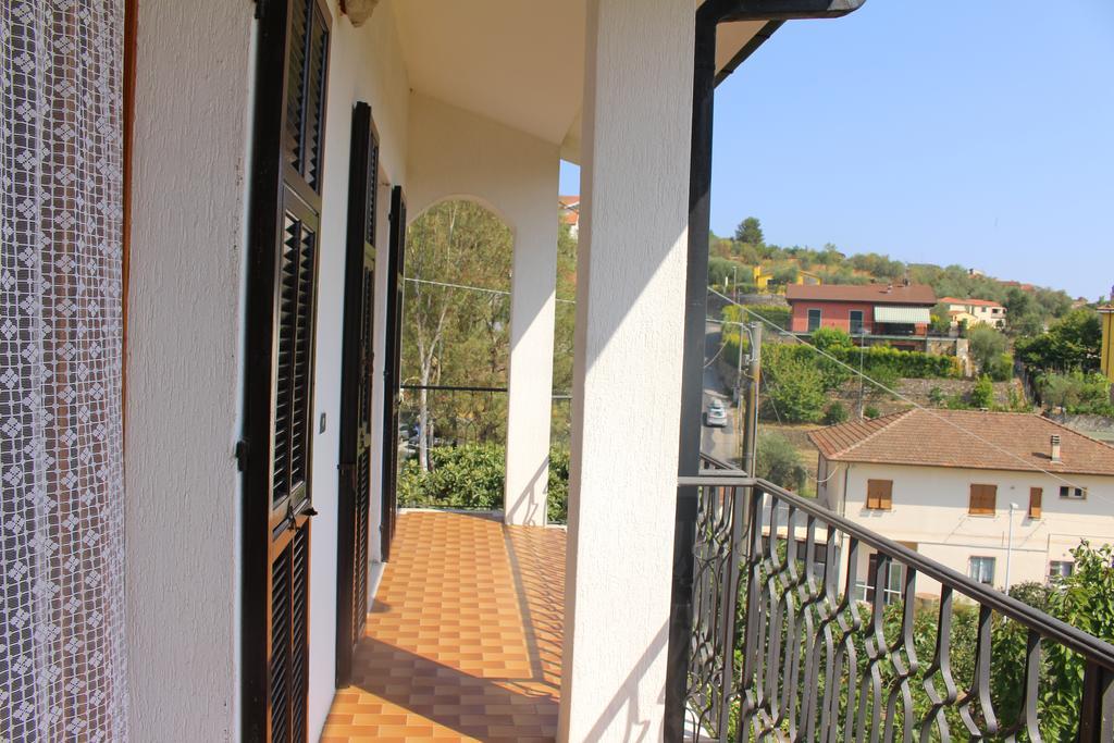 House In Caramagna Apartment Imperia Phòng bức ảnh
