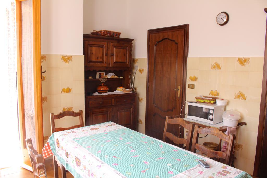 House In Caramagna Apartment Imperia Phòng bức ảnh